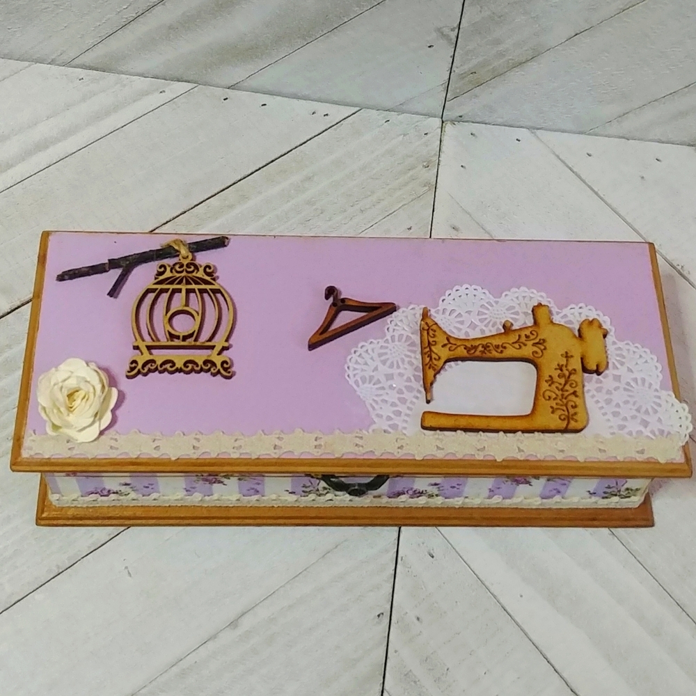 🎉2/$16 Hand Decorated Wooden Trinket Sewing Box